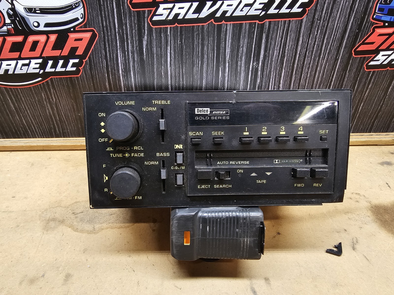 1990 To 1992 Camaro Bose Stereo Radio 16135841 GM Yellow Lettering