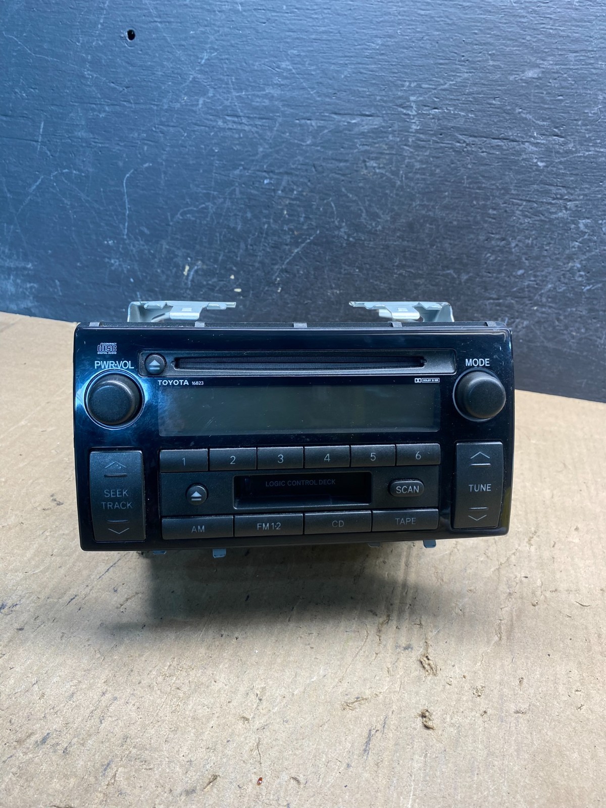 2002 2003 2004 Toyota Camry Radio AM/FM CD Player OEM AE7860 DW