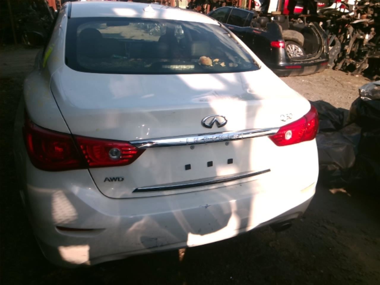Audio Equipment Radio Am-fm-cd-receiver Console Fits 15-19 INFINITI Q50 838559