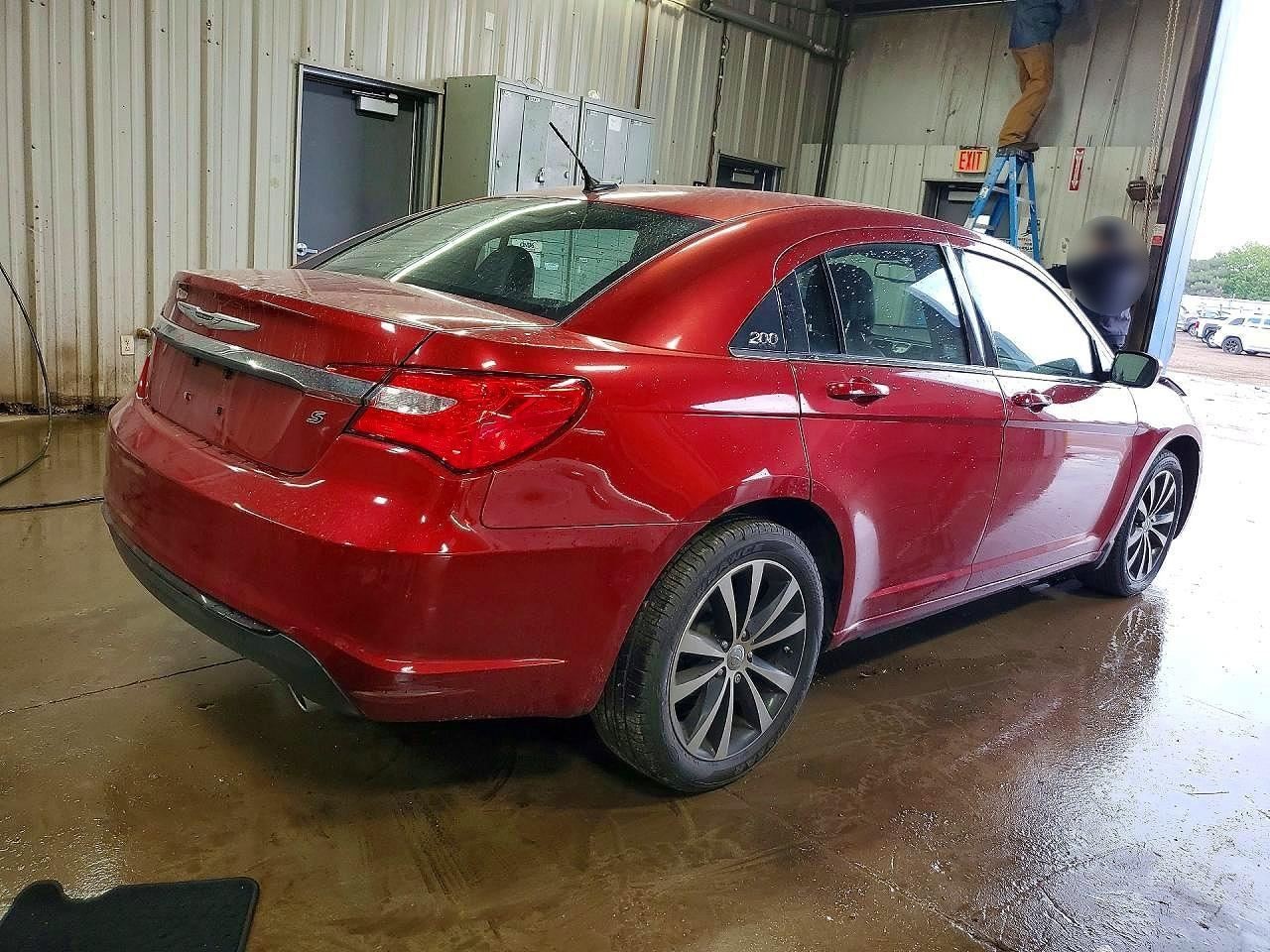 Player Receiver Radio Receiver Am-fm-cd-dvd-hdd Fits 12-14 CHALLENGER 1007231