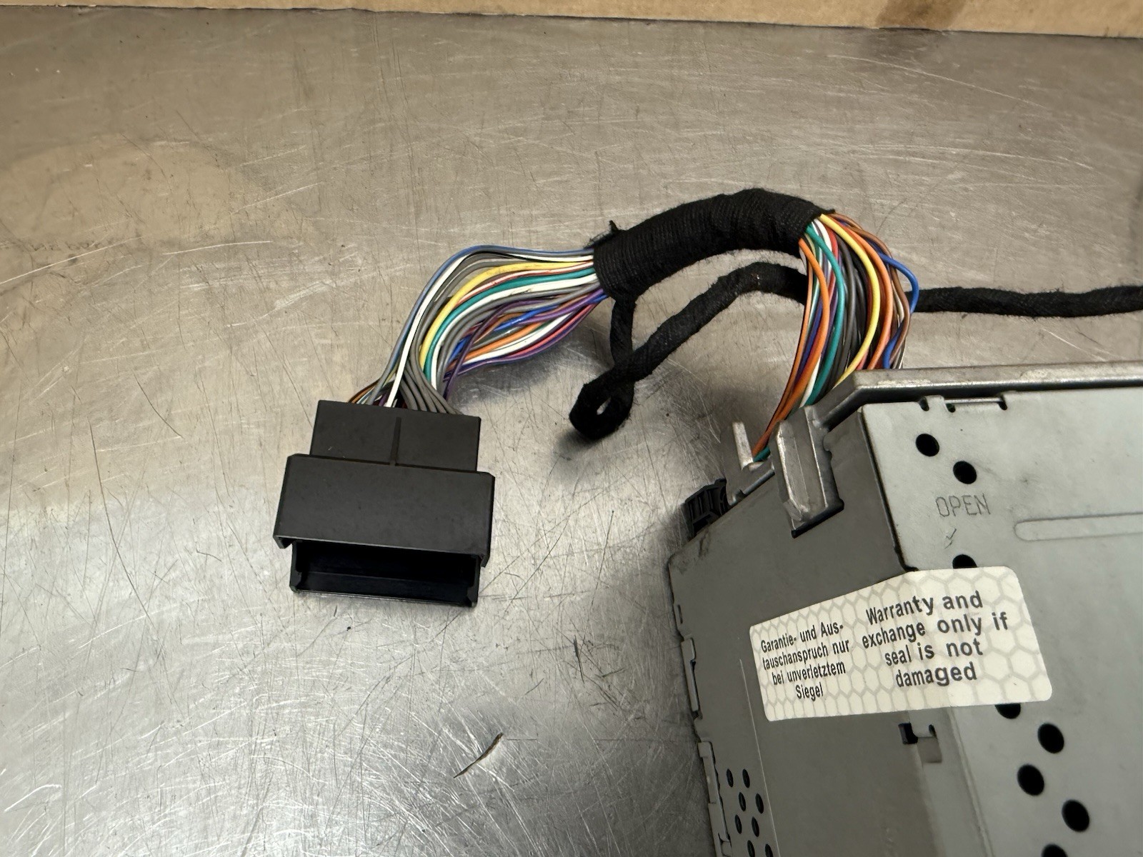 Audi A5 B8 Radio CD Player Head Unit With Hands Free 8T2035186B 2008