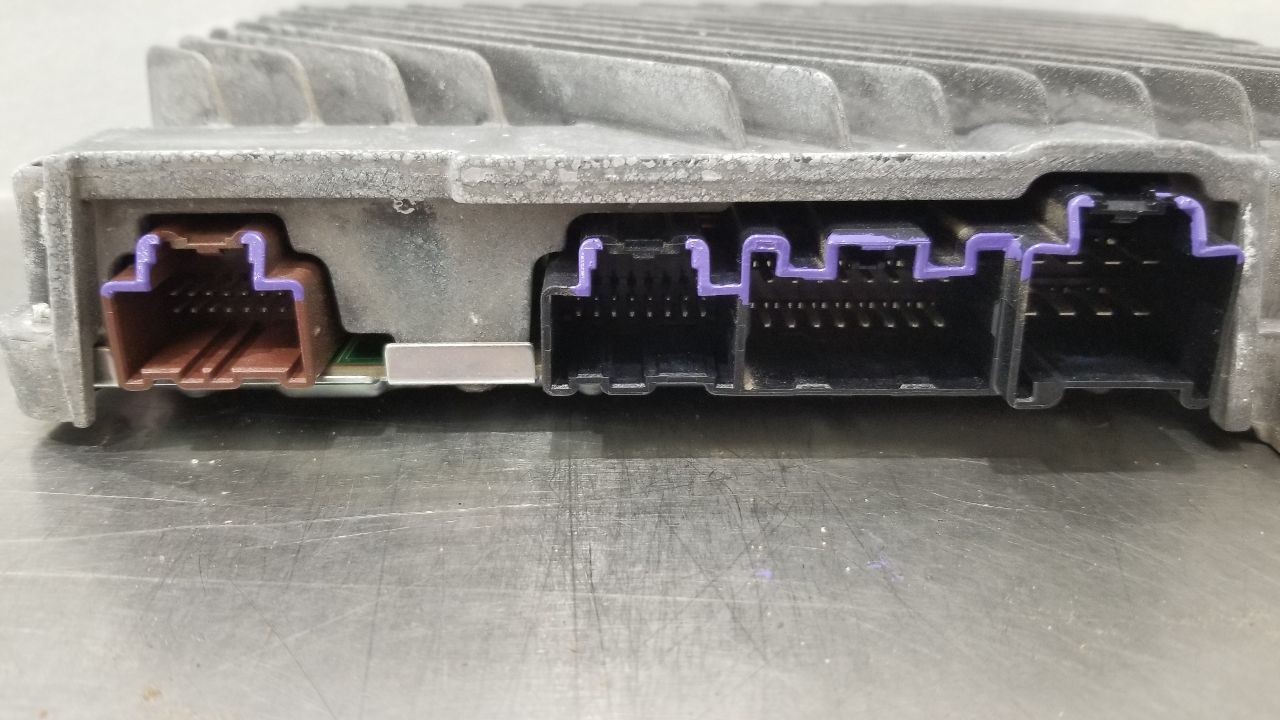 16 CHEVY SILVERADO 2500 HIGH COUNTRY RADIO AUDIO AMPLIFIER 23364898