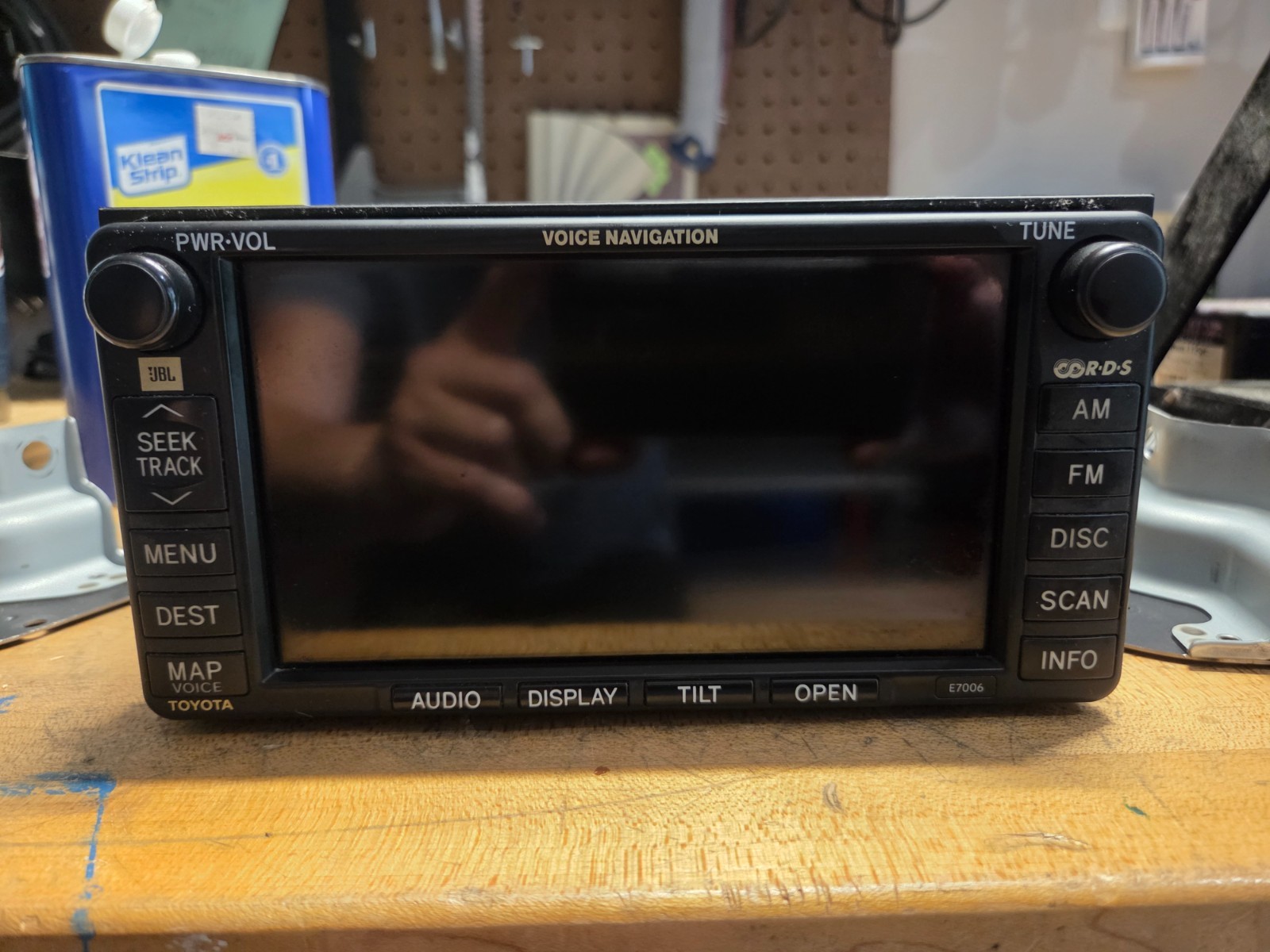 Toyota Sequoia CD/Nav head unit, 1st gen (2001-2007) touch screen JBL compatible