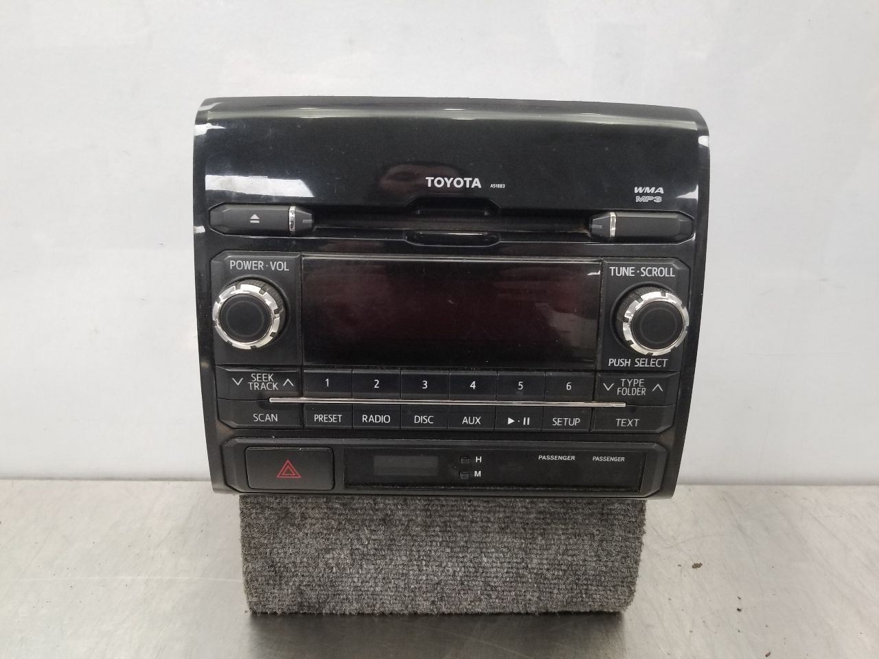 12 TOYOTA TACOMA TRD OFFROAD 4X4 4.0L RADIO DISPLAY AND RECEIVER 8612004260 OEM