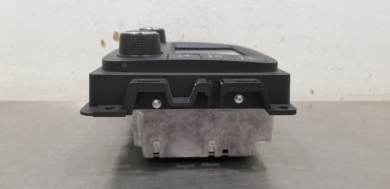 21 DODGE RAM 1500 CLASSIC STYLE RADIO AUDIO DISPLAY AND RECEIVER 68490431AB