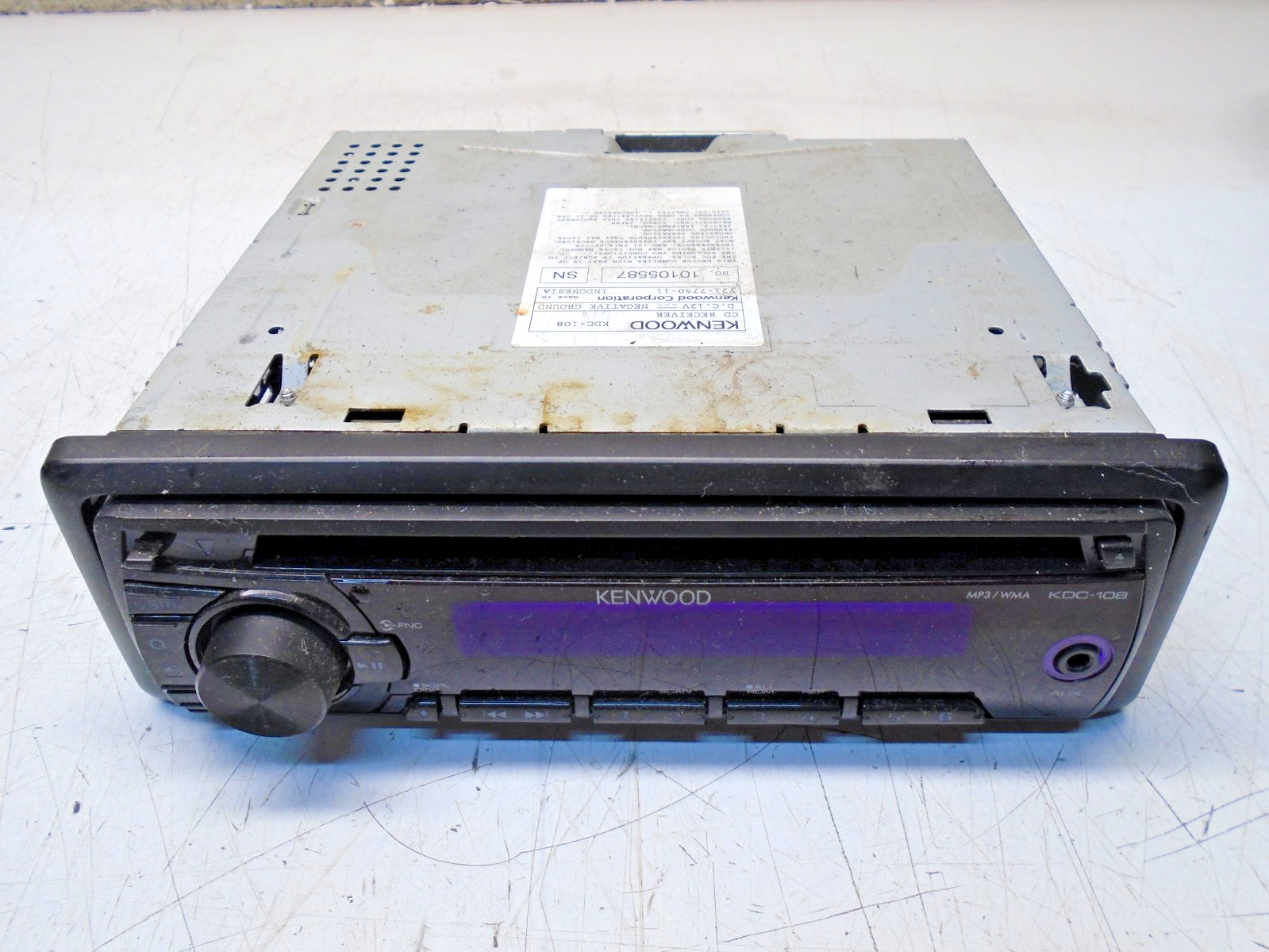 W4 Kenwood KDC-108 CD Receiver MP3/WMA