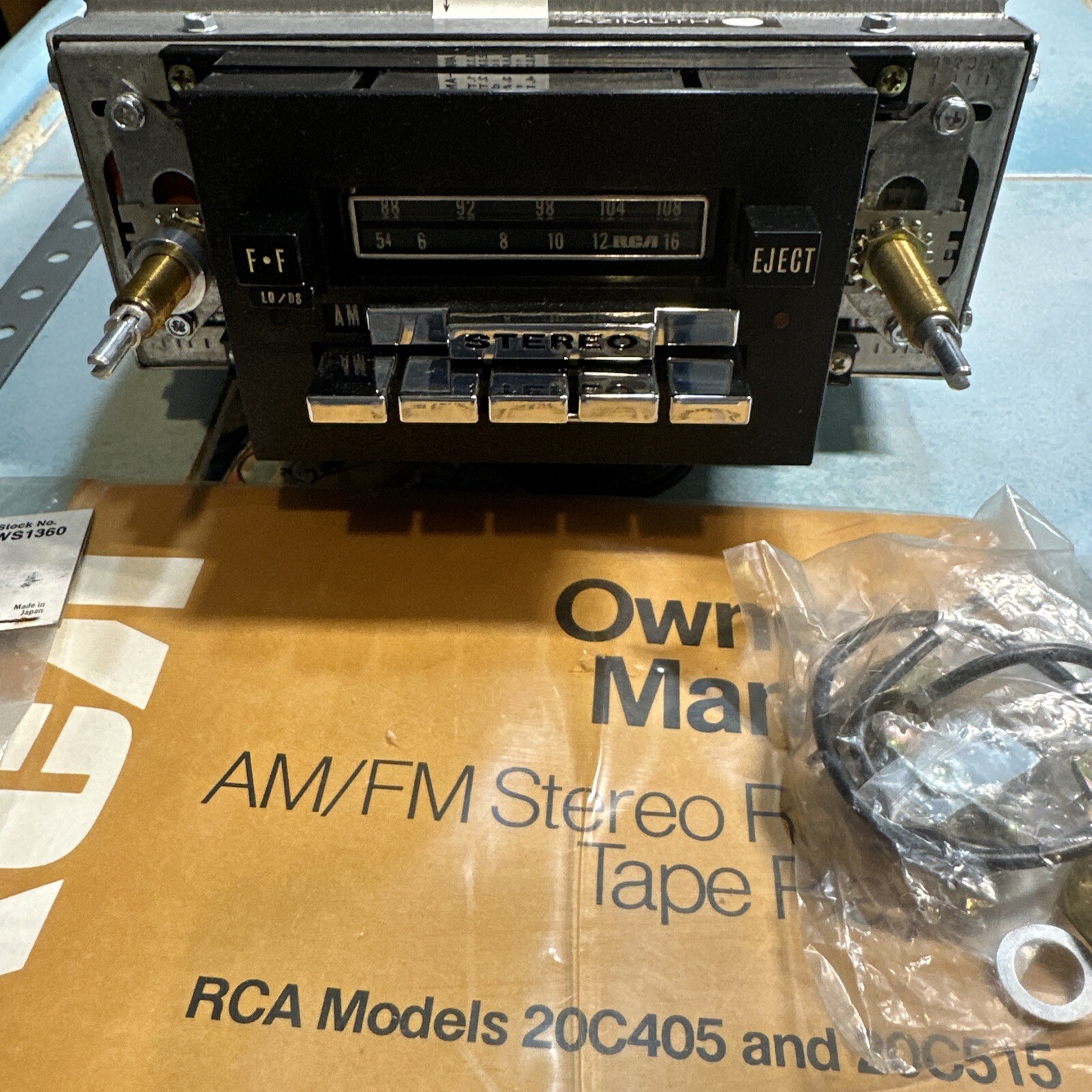 RCA 20c515F AM FM Cassette 70’s/80’s GM Delco clone Auto truck NOS
