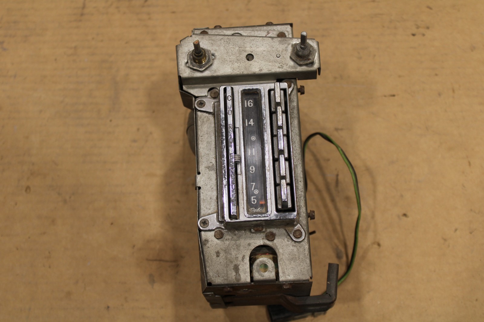1963 Corvette Original AM Only Wonderbar Radio CORE! Early 63 Split Window
