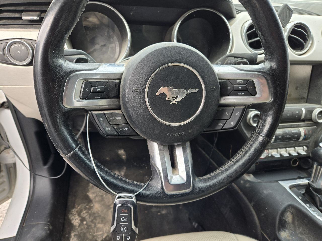 2015 Ford Mustang Radio Receiver ID FR3T-19C107-TA Thru TE