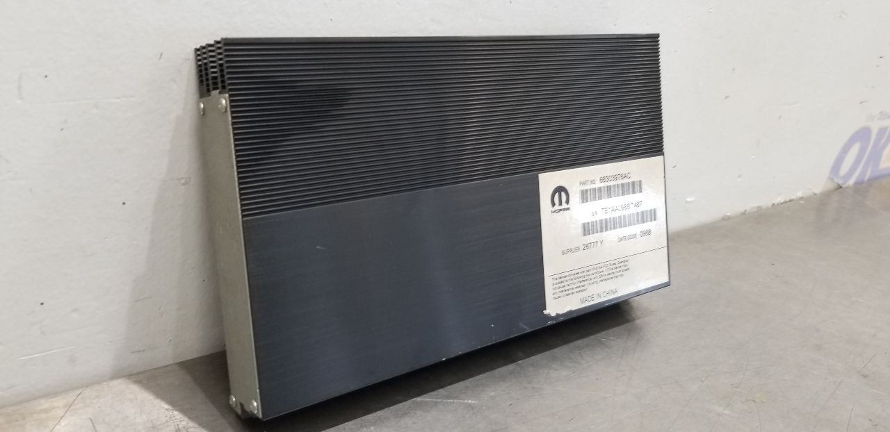 18 DODGE CHARGER 552 WATT RADIO AUDIO AMPLIFIER AMP 68303976AC