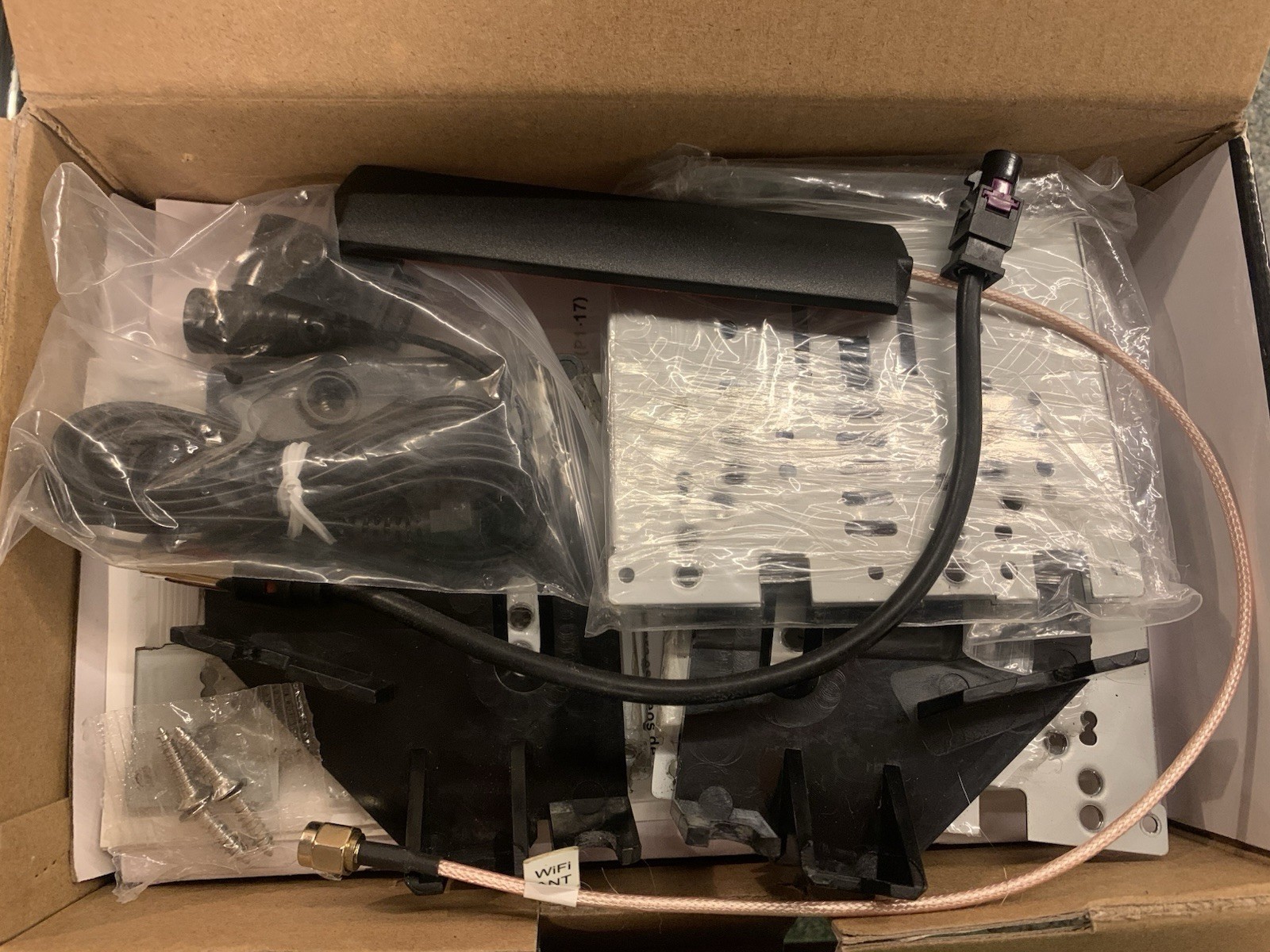BMW 135i Carplay Radio Upgrade Bundle Logic 7 HiFi Steering Control Fiber Optic