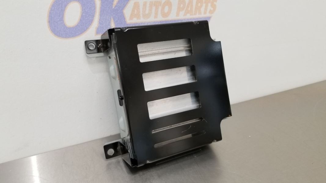 18 NISSAN TITAN RADIO AUDIO AMPLIFIER CREW CAB 28060EZ00A