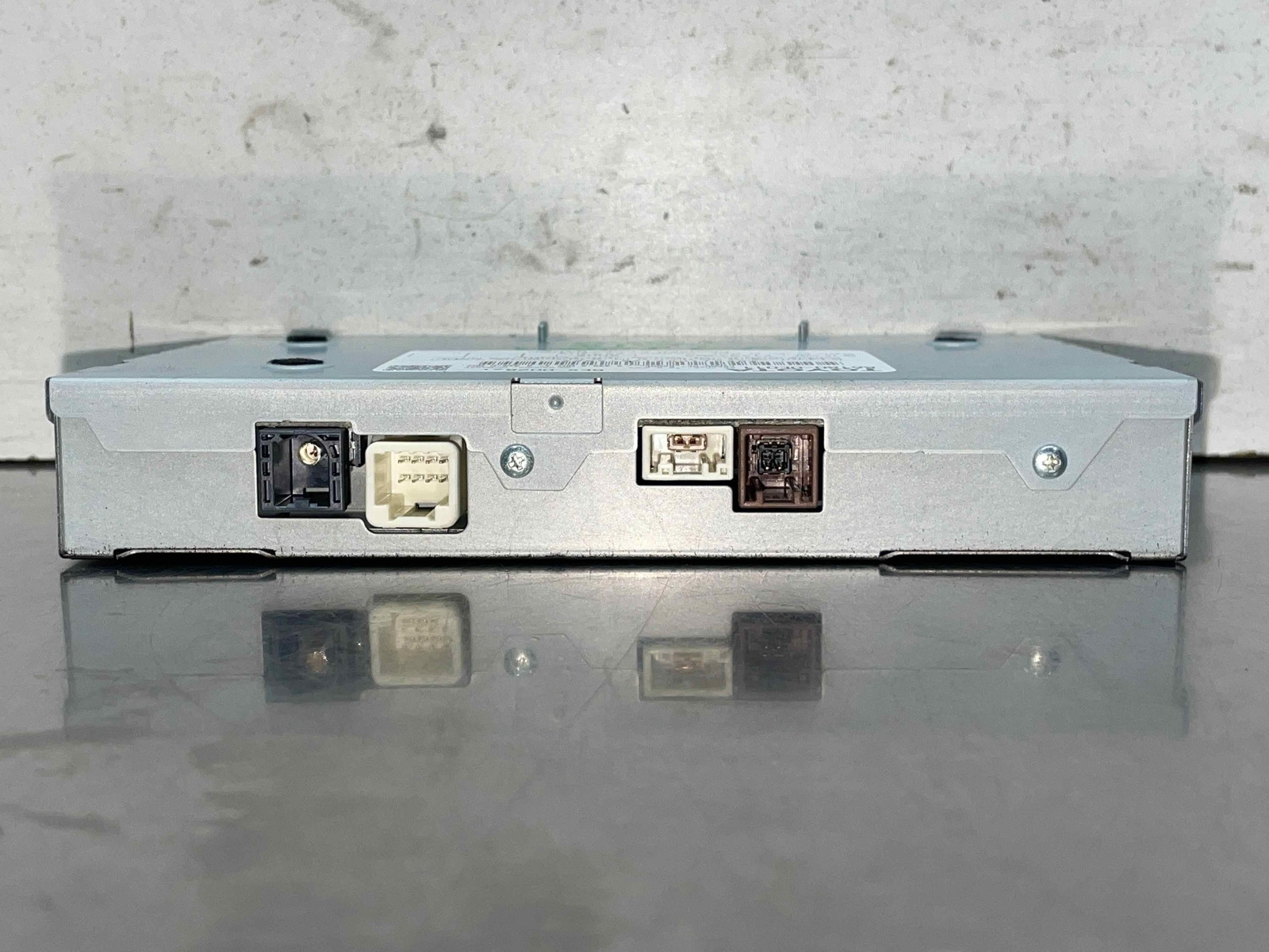 2016 Toyota Highlander OEM Satellite Radio Receiver Module 86180-0E011 2014-2019