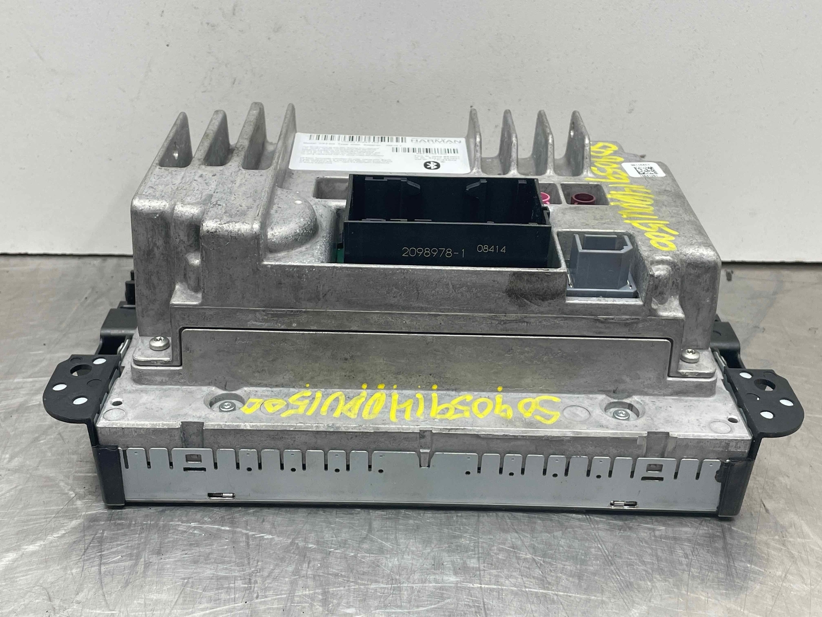 2014 Dodge Ram 1500 Radio Uconnect Bluetooth Display Touchscreen 8.4″ 68224531AH
