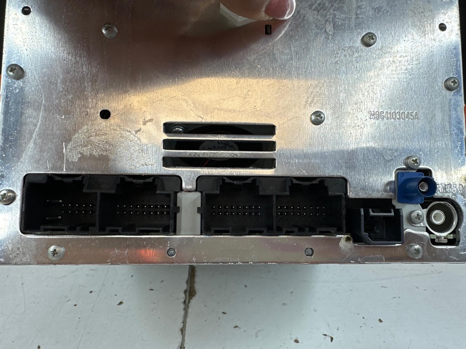 Audio & Visual Equip.(radio) GMC YUKON XL 1500 10