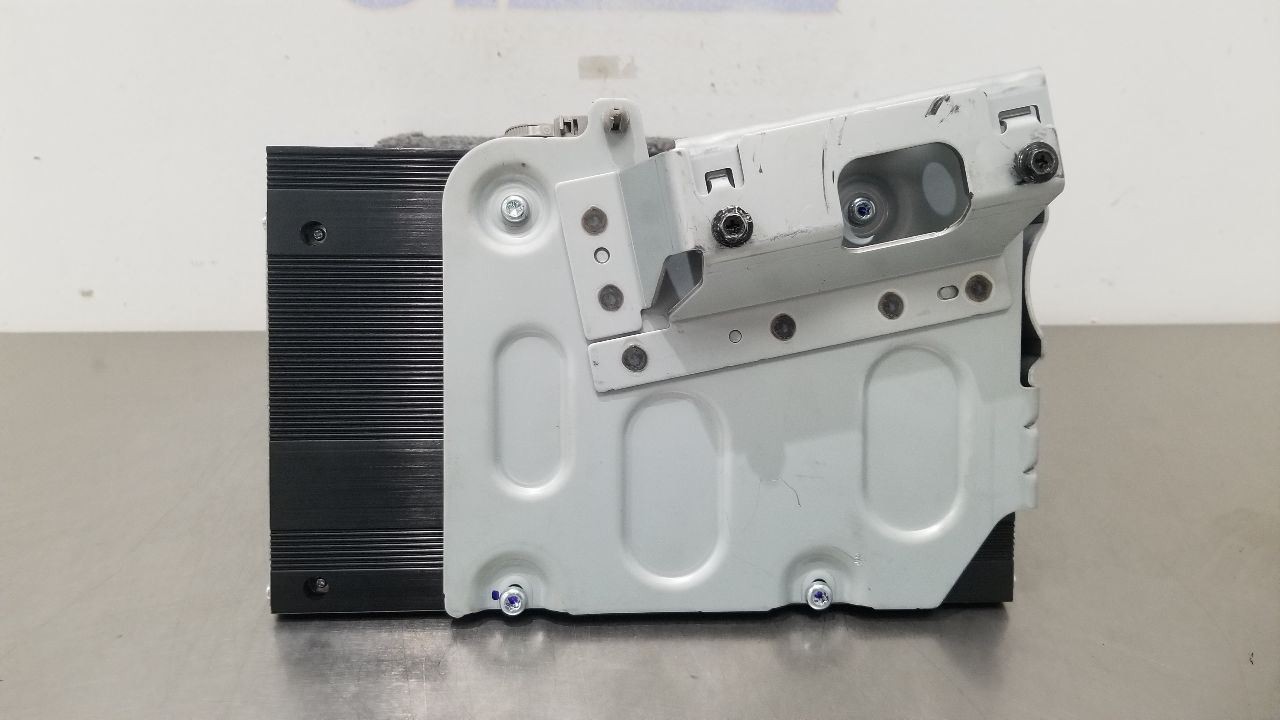 18 DODGE RAM 2500 MEGA CAB RADIO AUDIO AMPLIFIER 68303985AA