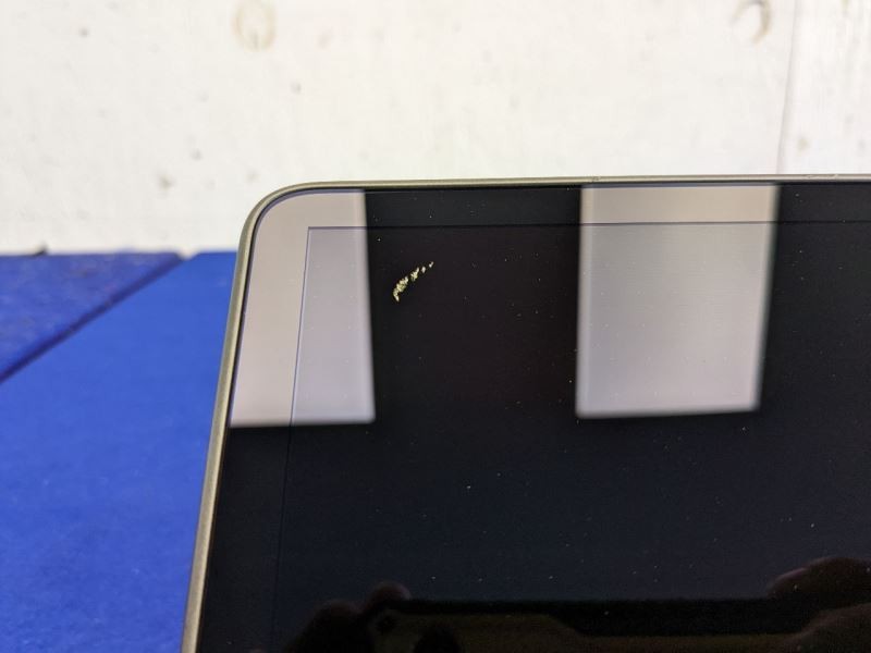 2017-2021 Tesla Model 3 Standard Plus TV Screen Info Receiver Scratches 1651