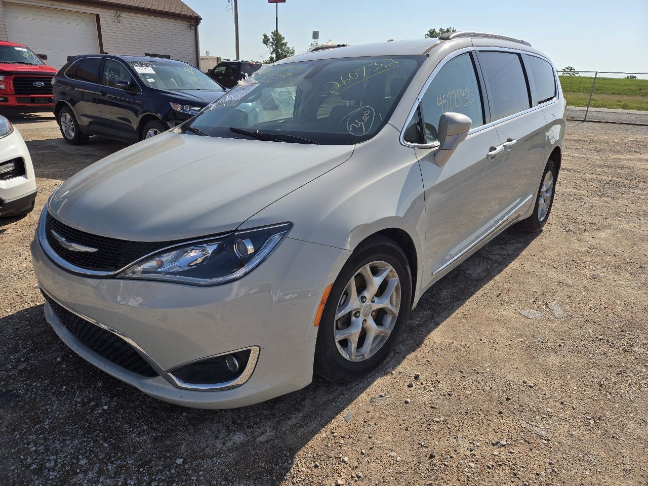 2017 Chrysler Pacifica 8.40″ Touch Screen Display Front Dash Mounted