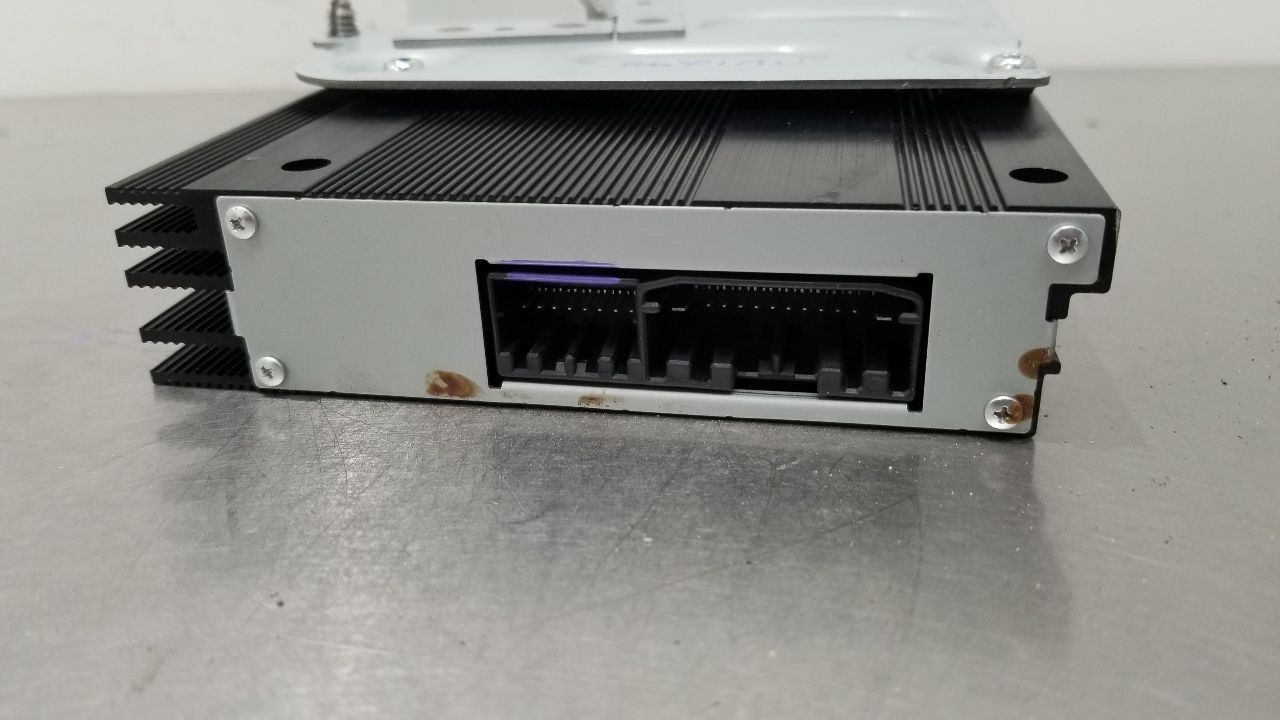17 DODGE RAM 1500 RADIO AUDIO AMPLIFIER 68267099AB