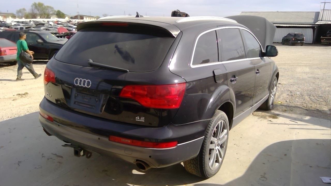 Audio Equipment Radio Control Panel Console Mounted Fits 07-11 AUDI Q7 9620285