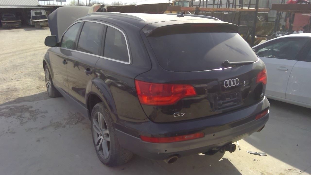 Audio Equipment Radio Control Panel Console Mounted Fits 07-11 AUDI Q7 9620285