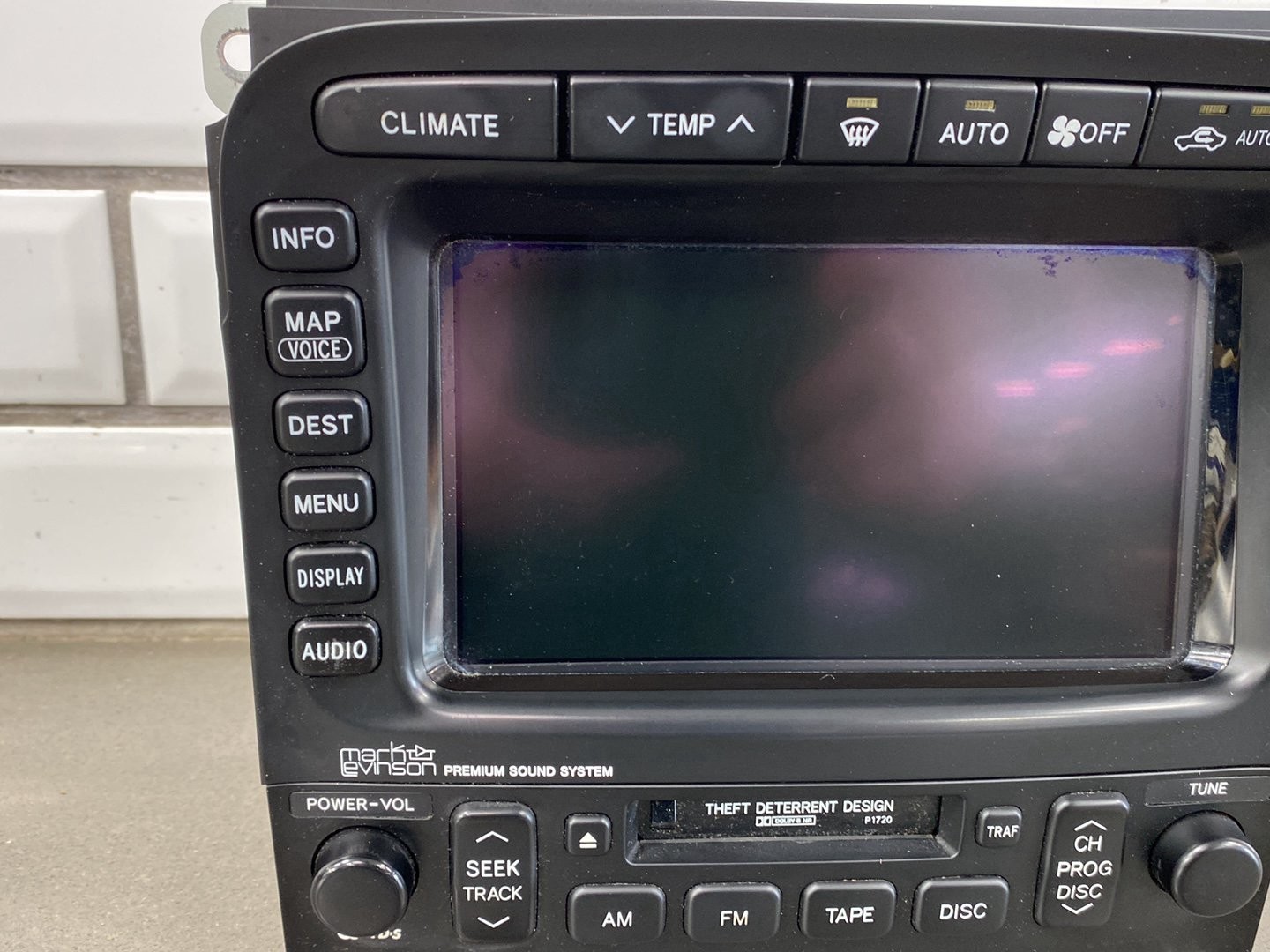 2001-2002 Lexus LX470 Navigation Multi Display Cassette Radio 8611160011 OEM