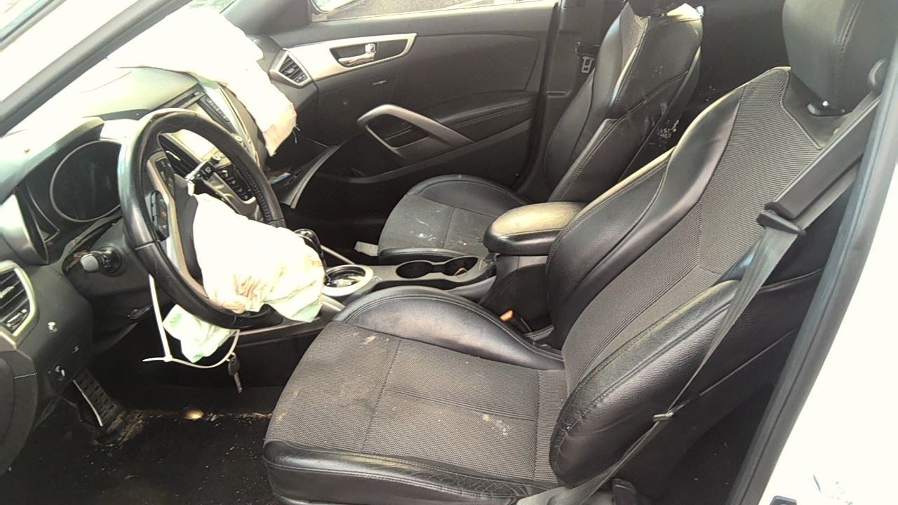 Audio Equipment Radio Amplifier ID 963702V081 Fits 15-17 VELOSTER 7000771