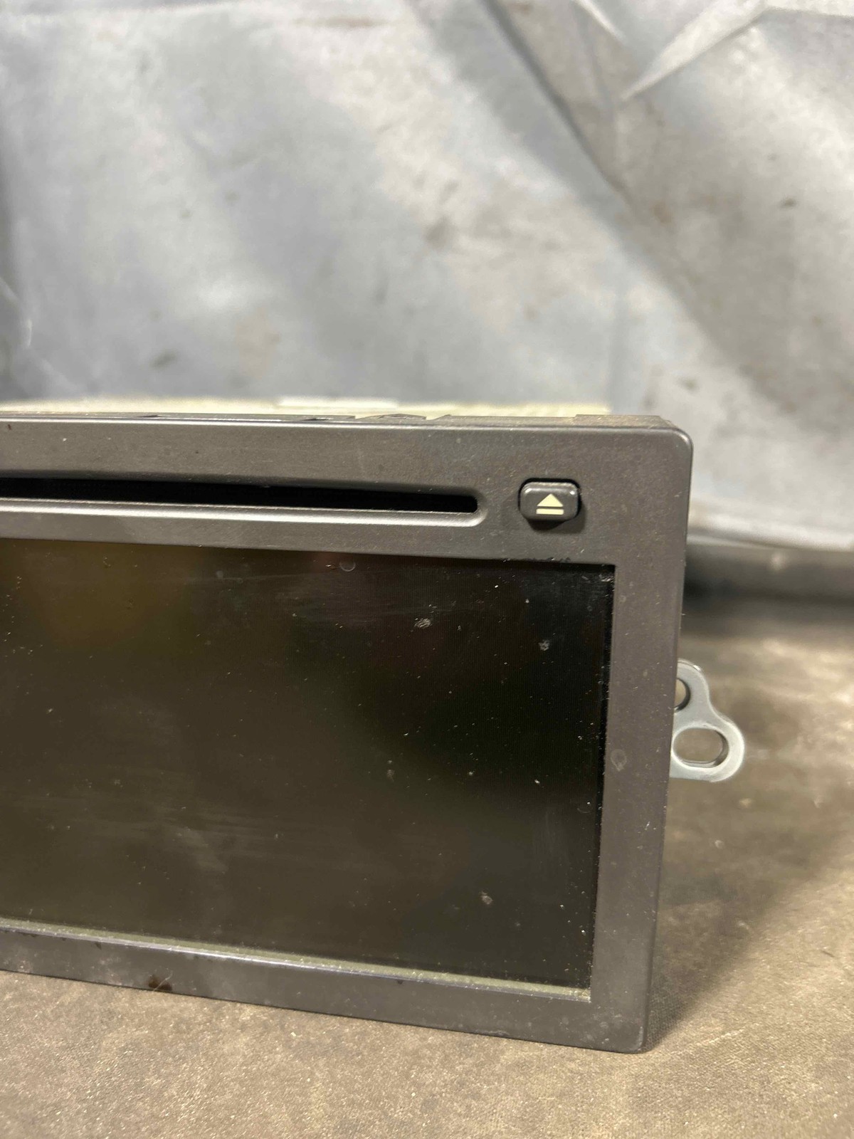 Fits 2005-2006 GMC Yukon XL 1500 Radio vin:1GKFK66U15J265758 OEM:15230099
