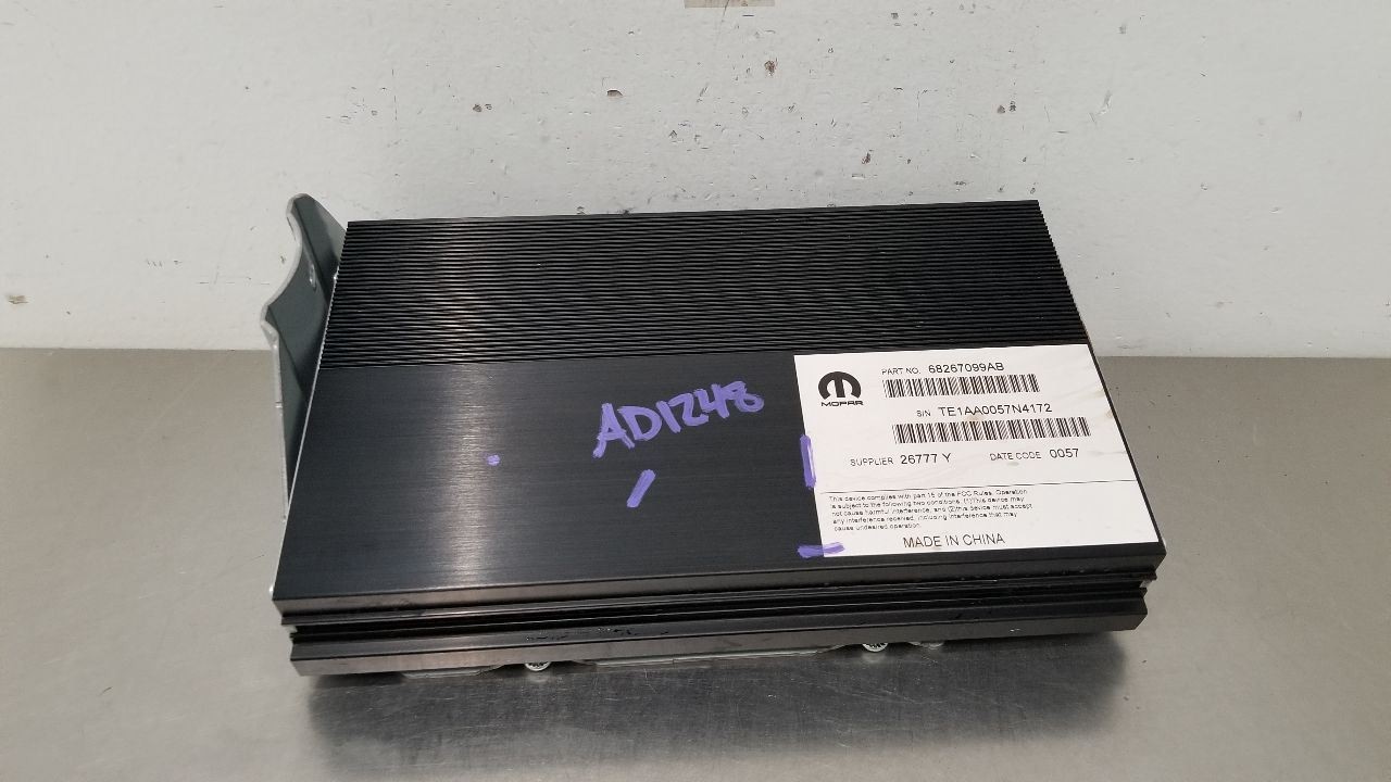 17 DODGE RAM 1500 RADIO AUDIO AMPLIFIER 68267099AB