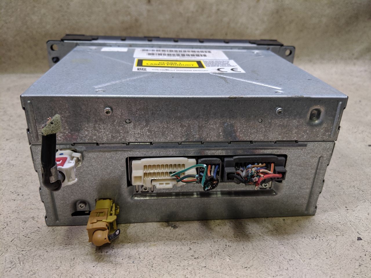 Stereo Radio REN AM FM CD AUX SIRIUS Fits 09-10 JEEP COMPASS k116-203992