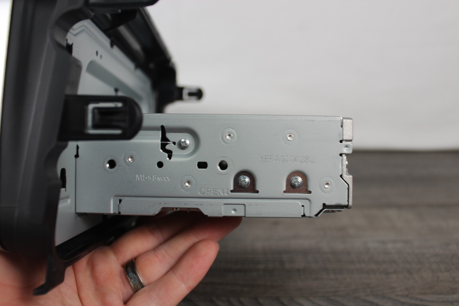OEM 2025 NISSAN VERSA AUDIO RECEIVER AND DISPLAY ID 28021-6EM0C