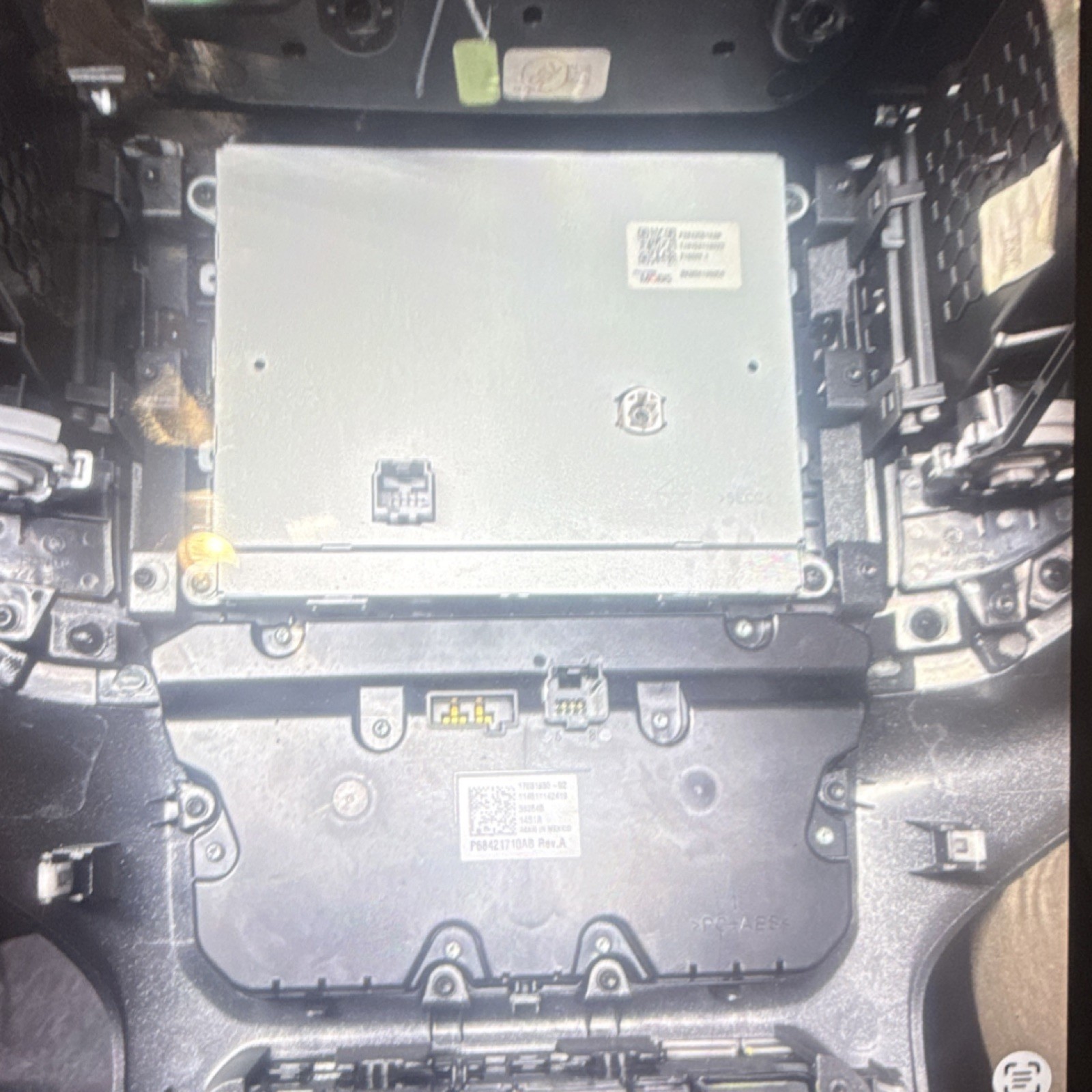 2019 RAM 1500 12.0UCONNECT 4 OEM RADO dispel temperature contrW/ CONTROL PANEL