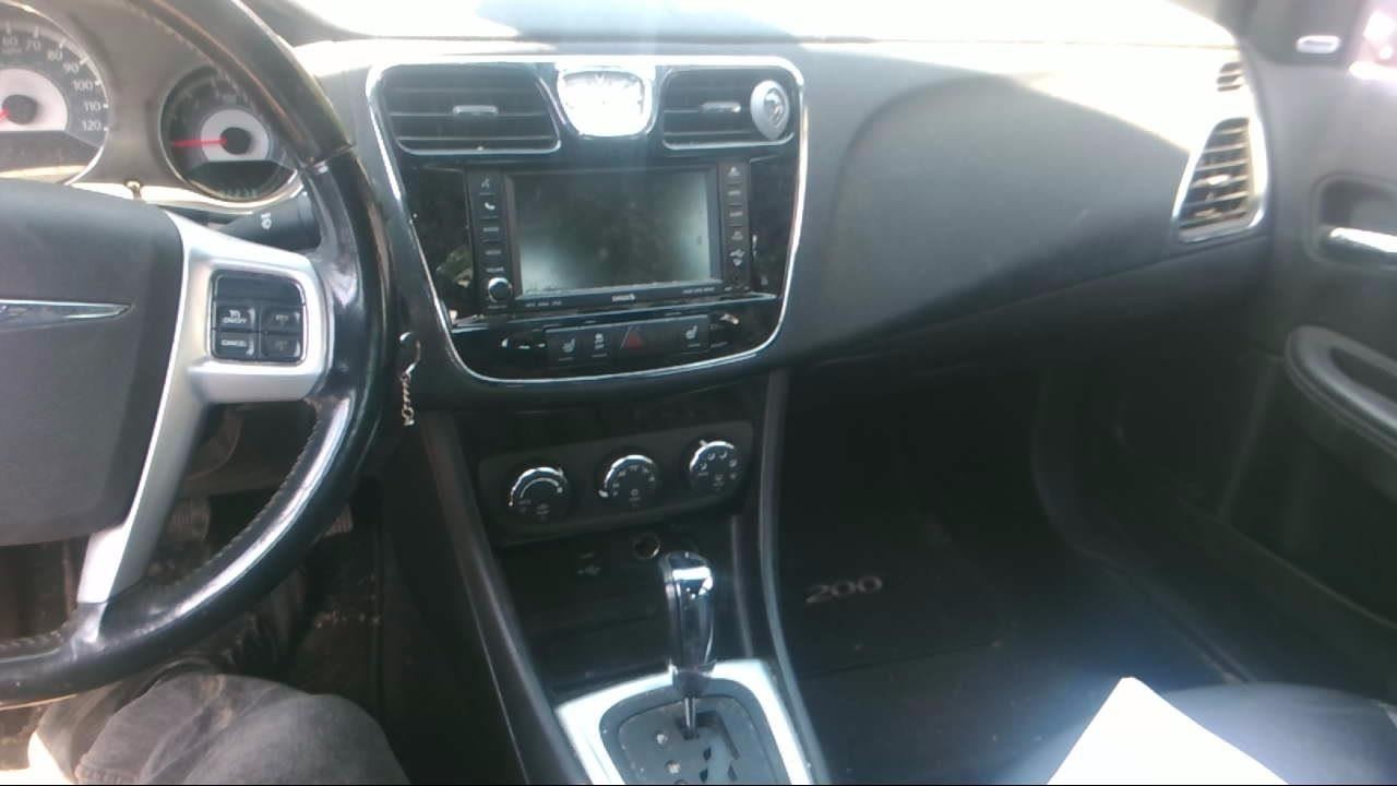 Audio Equipment Radio Receiver Am-fm-cd-dvd-hdd Fits 11-12 200 868602