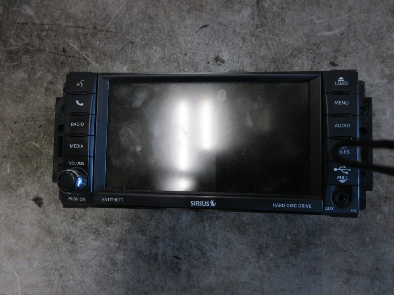 2011-2018 Jeep Wrangler JK OEM RHB UConnect Touch Screen Radio 68325235