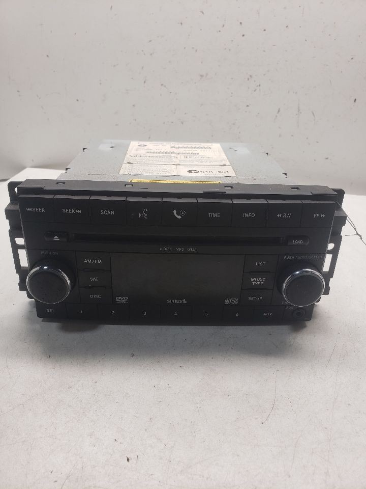 2008-2011 Dodge Dakota Radio AM FM6 Disc Cd-dvd Changer OEM 1427982