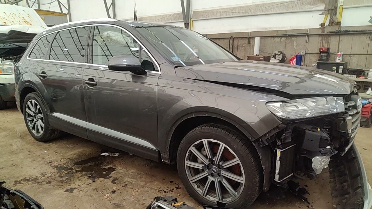 Audio Equipment Radio Control Console Mounted Fits 17-19 AUDI Q7 7068156