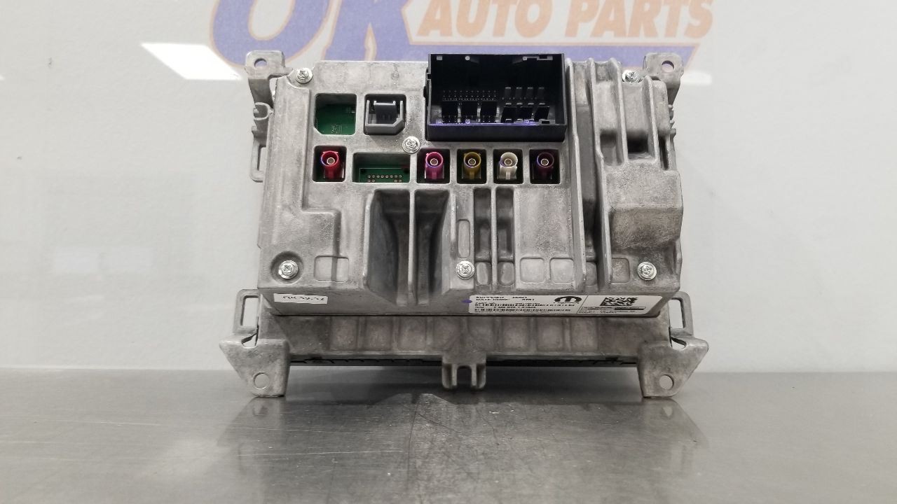 21 JEEP WRANGLER JL JLU RADIO AUDIO RECEIVER WITH DISPLAY 8.4″ 68472587AG