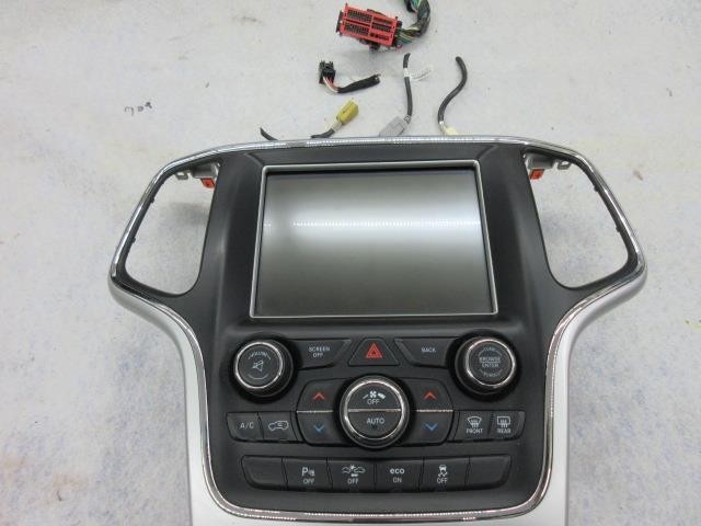 JEEP CHEROKEE 2014-2015-2016-2017-2018 OEM RADIO VP4 CA SCREEN 8.4 NO NAVIGATION