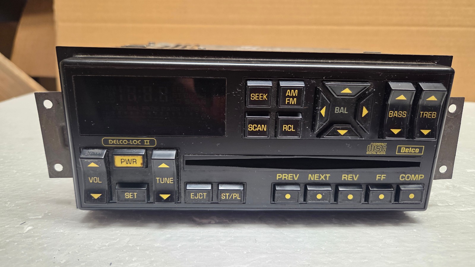 1990-1992 Chevy Camaro Delco LOC II AM/FM CD Radio OEM GM 16168841 yellow text