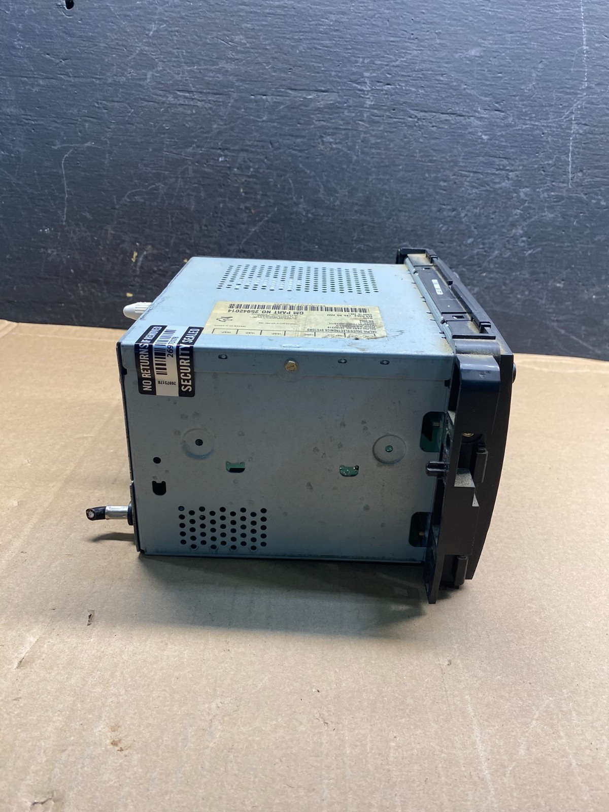 2007 to 2014 GMC Chevy Truck Yukon Silverado AM FM Radio OEM AE7915 DG
