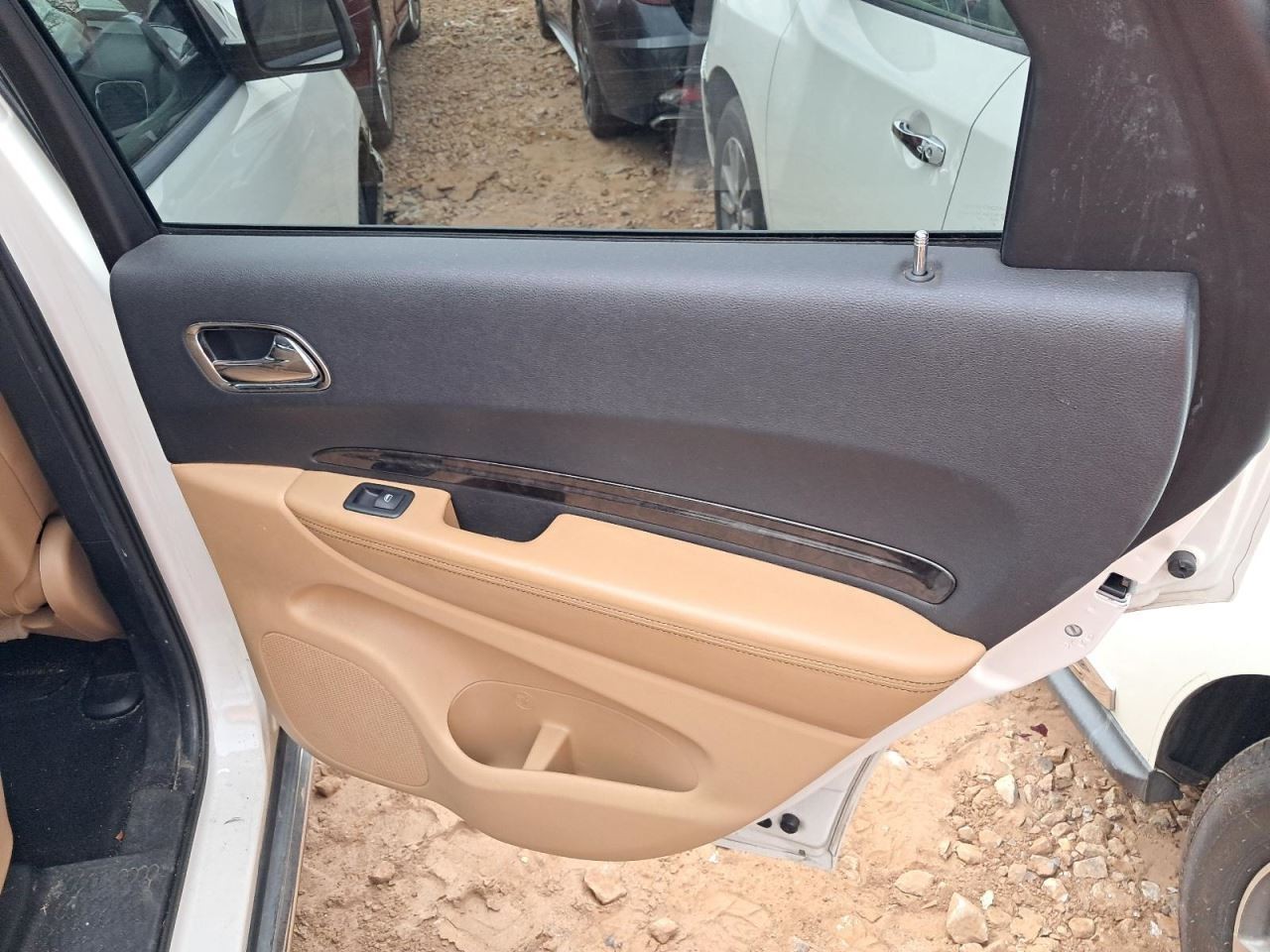 Audio Equipment Radio Receiver Face Plate ID Rhb Fits 11-13 DURANGO 4838248