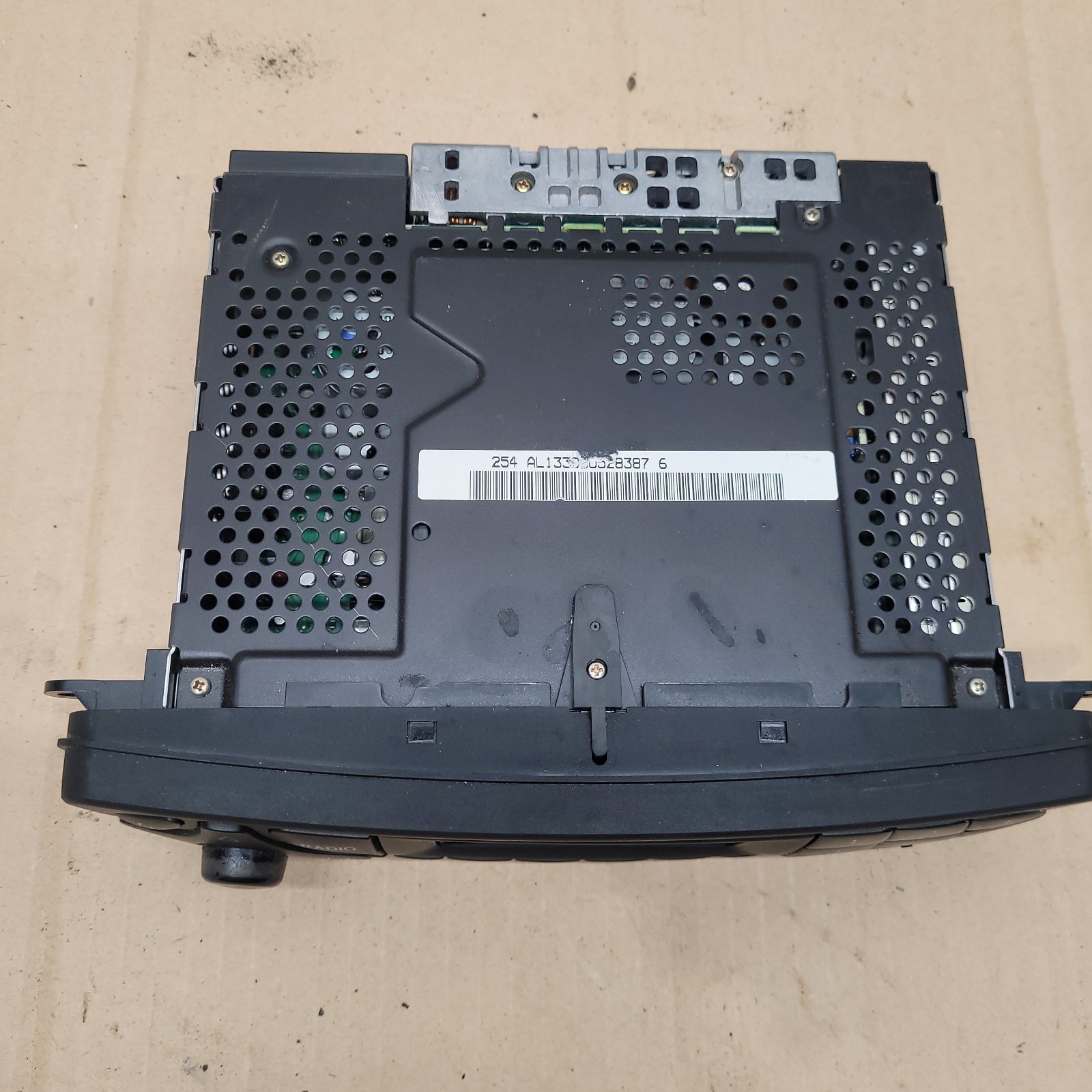 01-05 Mercedes W209 CLK500 C240 Radio Stereo Audio AM FM Unit 2038202586