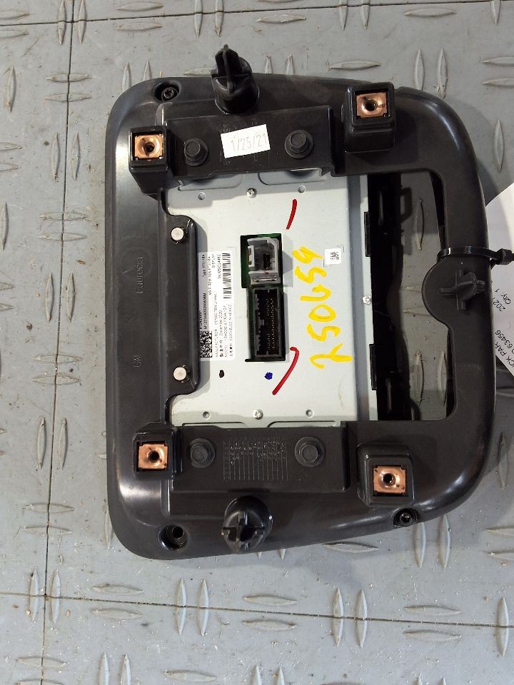 2020-2022 Chevy Silverado 1500 Driver Information Display Screen ID 84664204