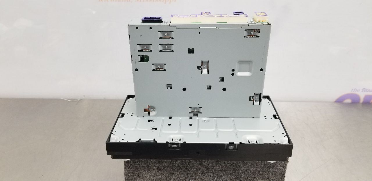 22 TOYOTA TACOMA 2WD 4X2 SR 3.5L RADIO DISPLAY AND RECEIVER 8614004110 OEM