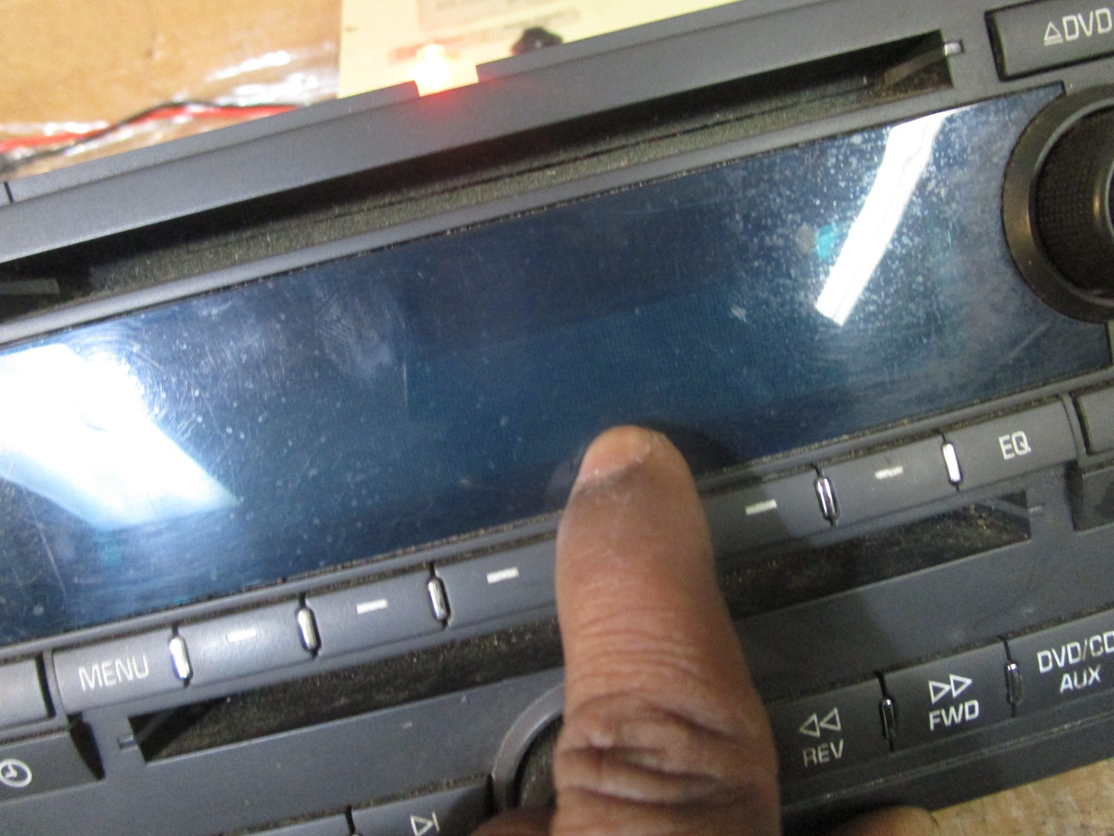 10 11 12 13 Chevy Tahoe Radio Stereo CD DVD Player Receiver 2010-2013 22753251