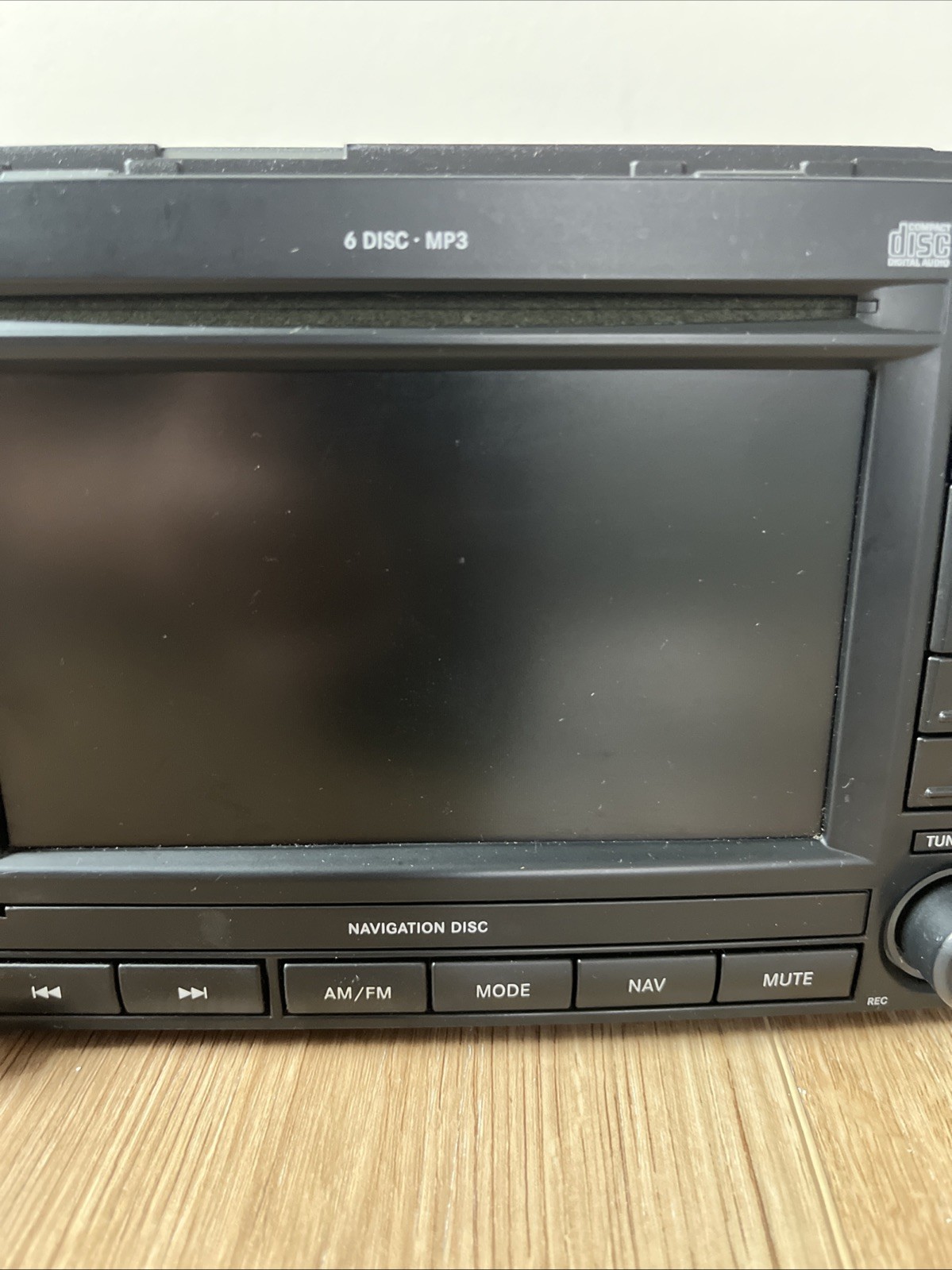 Chrysler Navigation CD MP3 Player Made In Japan In Dec. 2004 Part # P56038646AL