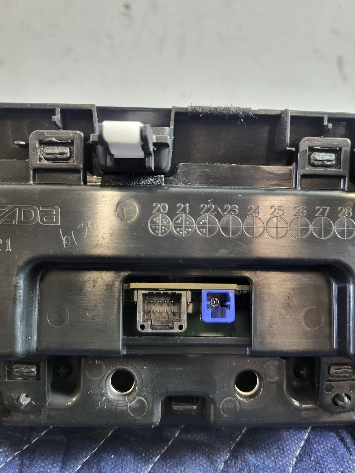 Used Oem Mazda Dash Audio Radio Display Screen 10.25″ for 2020-2023 CX-9