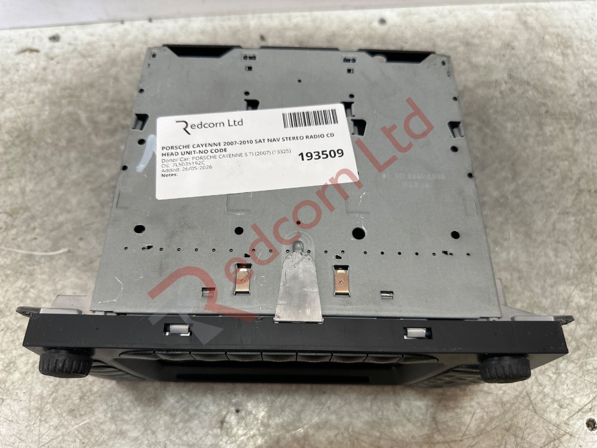 PORSCHE CAYENNE 2007-2010 SAT NAV STEREO RADIO CD HEAD UNIT-NO CODE 7L5035192C