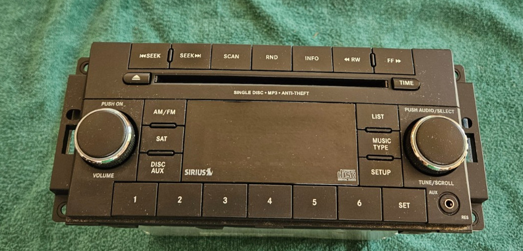 2007-2017 Jeep Chrysler Dodge AM FM Radio CD Player Sirius OEM P05091164AA