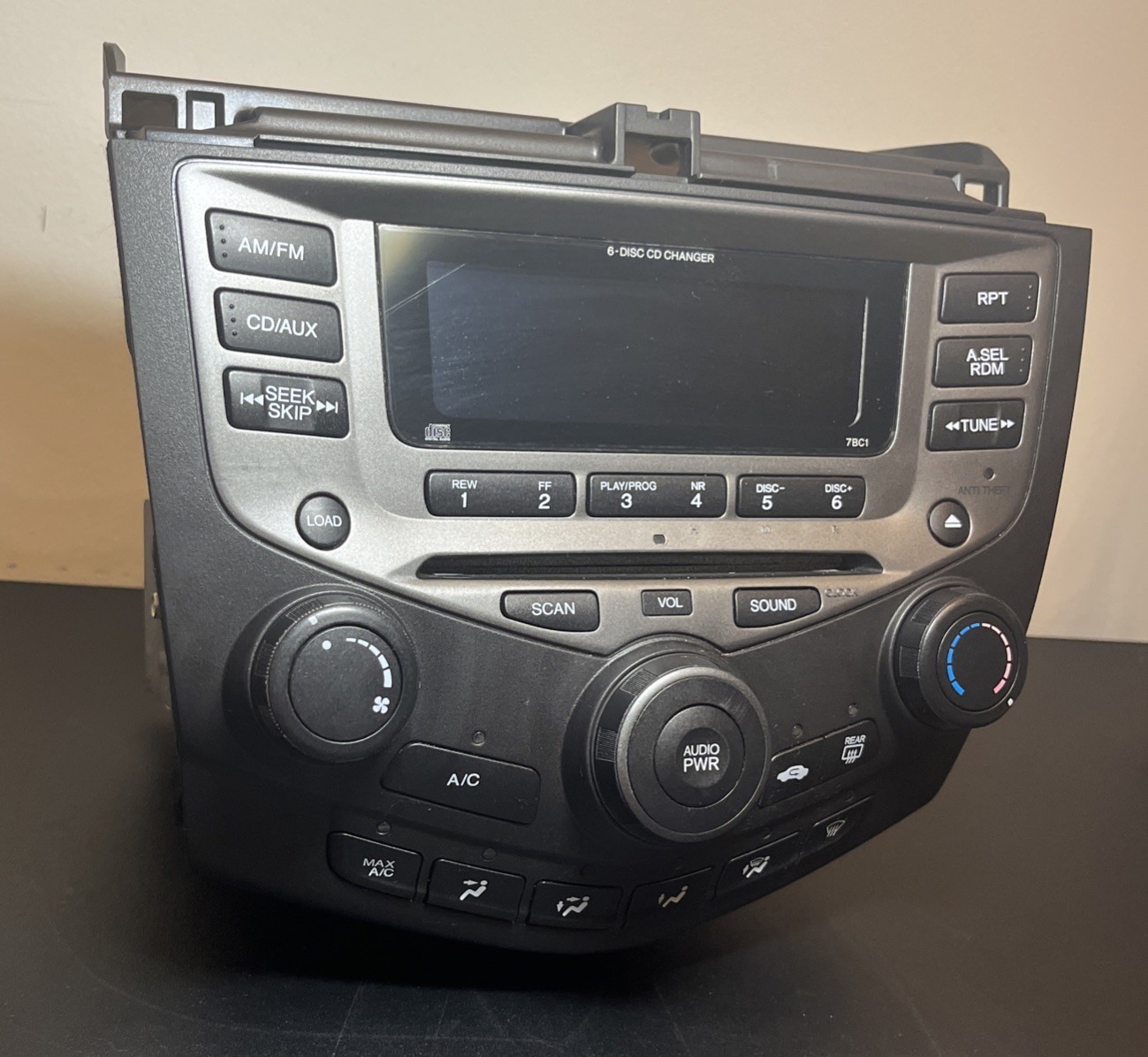2003-2007 Honda Accord Radio CD Player & Climate Control Switch Panel OEM